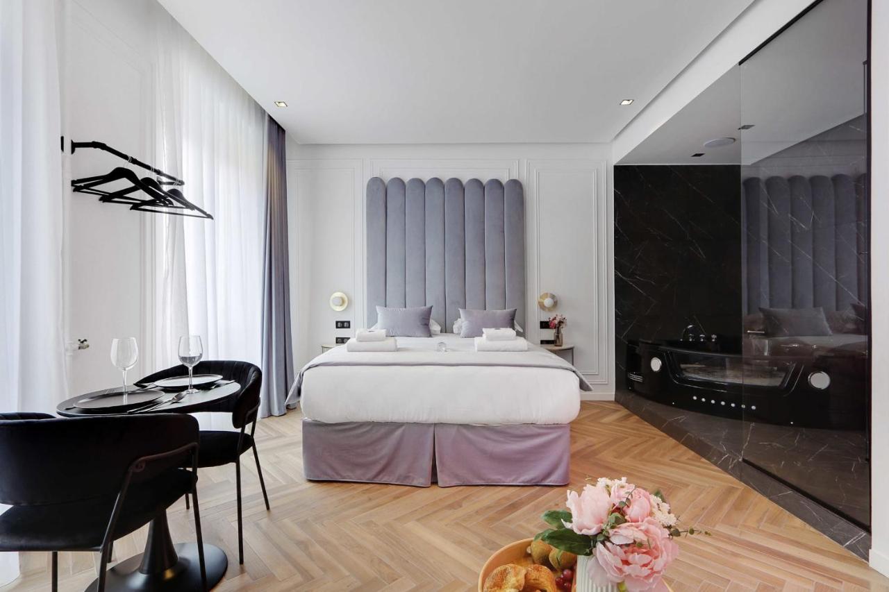 Charming Private Room - 2P - Les Halles Parijs Buitenkant foto
